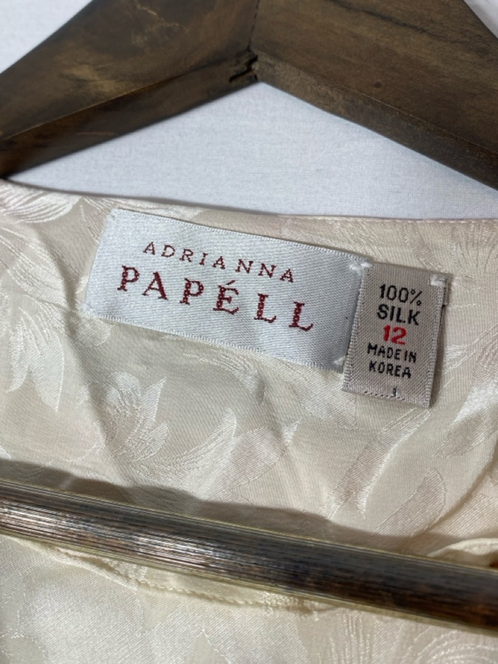 Adrianna Papell Cream and Black 100% Silk Blouse Women’s Size 12 Vintage - Picture 8 of 9